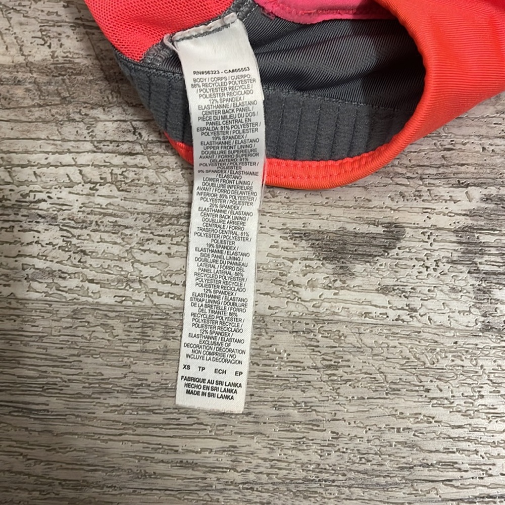 Nike sports bra size XS - Picture 6 of 6